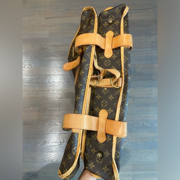 Louis Vuitton Monogram Garment Cover M23522 - Picture 12 of 12